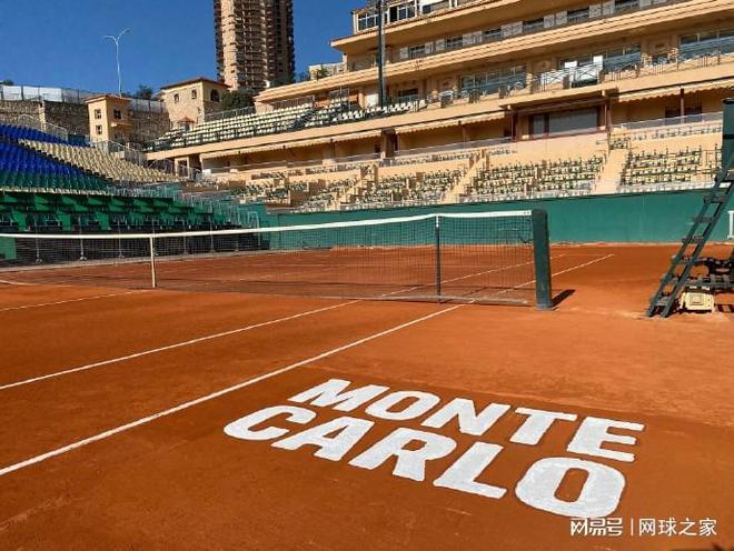 在无数球迷 在无数球迷