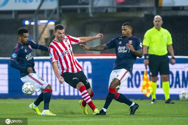 现场气氛跌 现场气氛跌