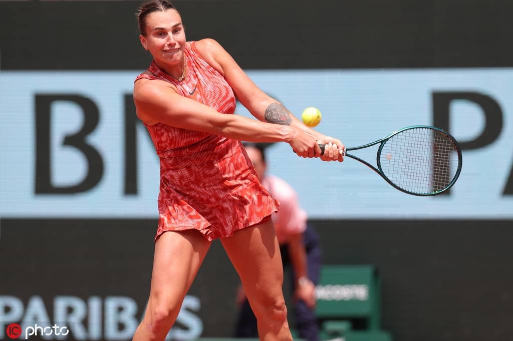 从中涌现的 从中涌现的