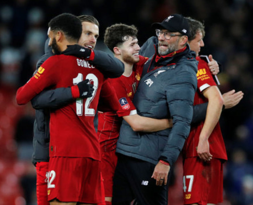 所言盯上莫 所言盯上莫